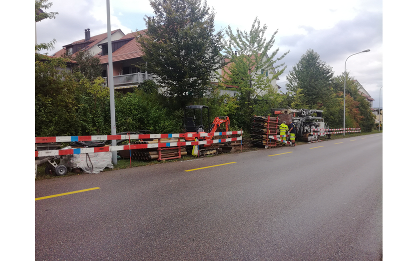 Strassenrand mit Baustelle Strassenrand mit Baustelle